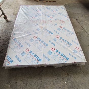 果洛医用铅门:保障医疗辐射安全的关键设备